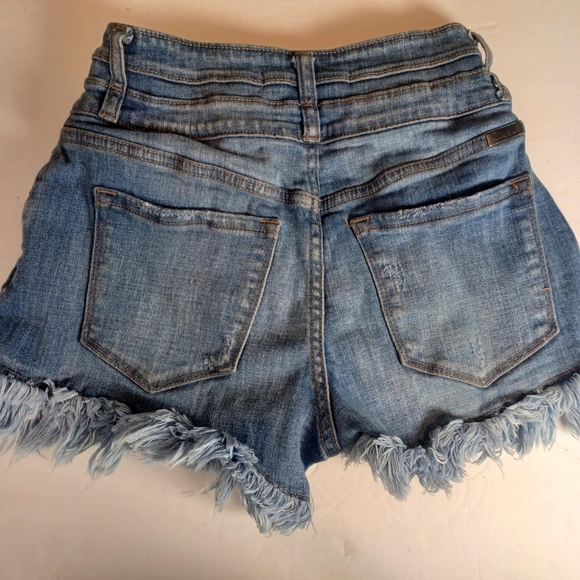 Kancan Raw Cut Off Women Jean Shorts High Waisted‎ Size 25 Double Button Fly - Picture 2 of 9